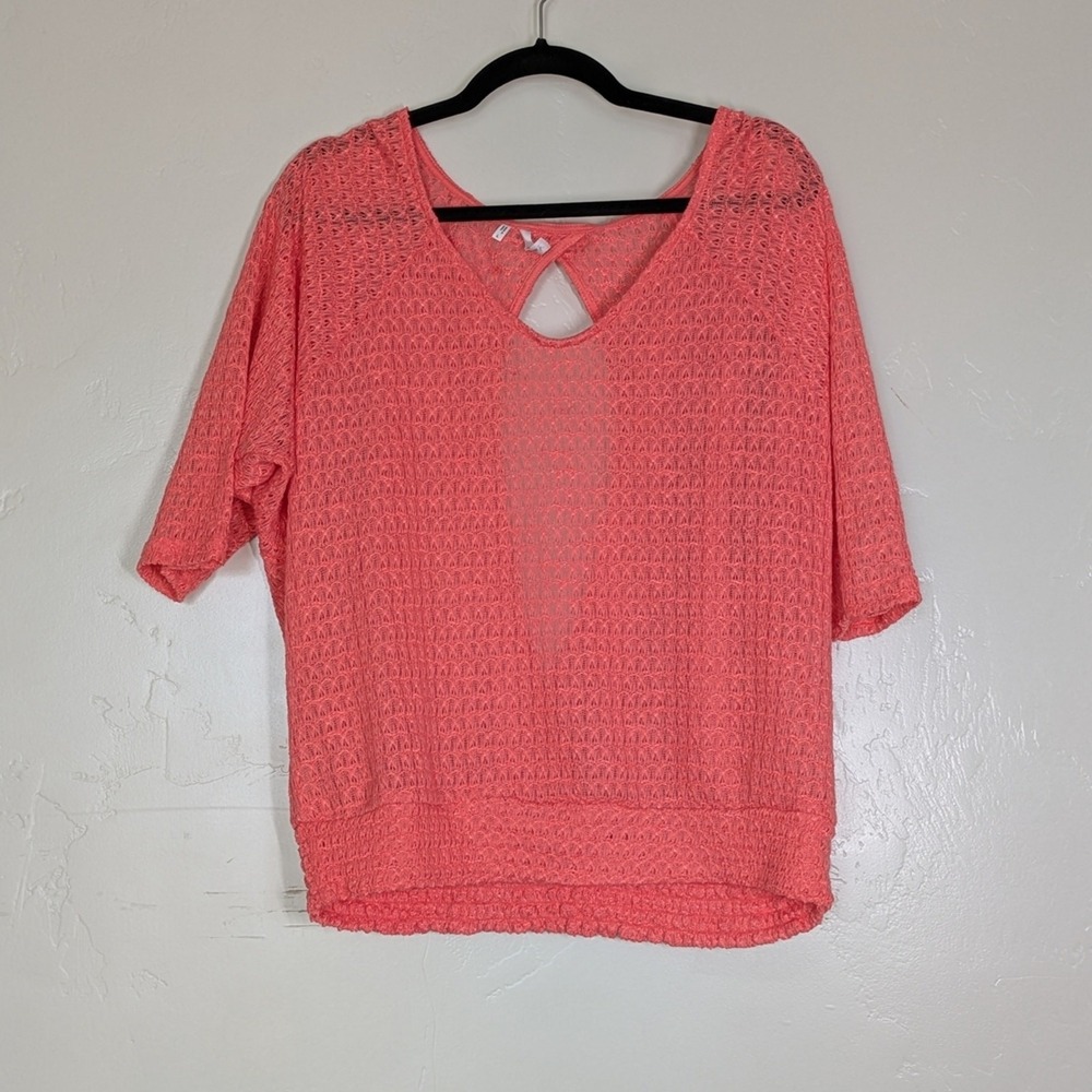 Studio Y Open Back Knit Top Womens Large Coral Pink Dolman Sleeve Smocked Hem